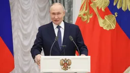 Путин встретится с руководством пяти парламентских партий